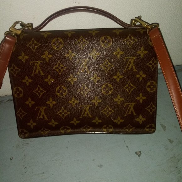 Loius Vutton vintage purse - Picture 3 of 3